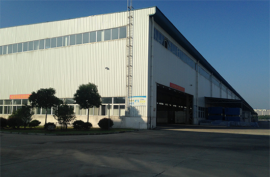 高压真空断路器